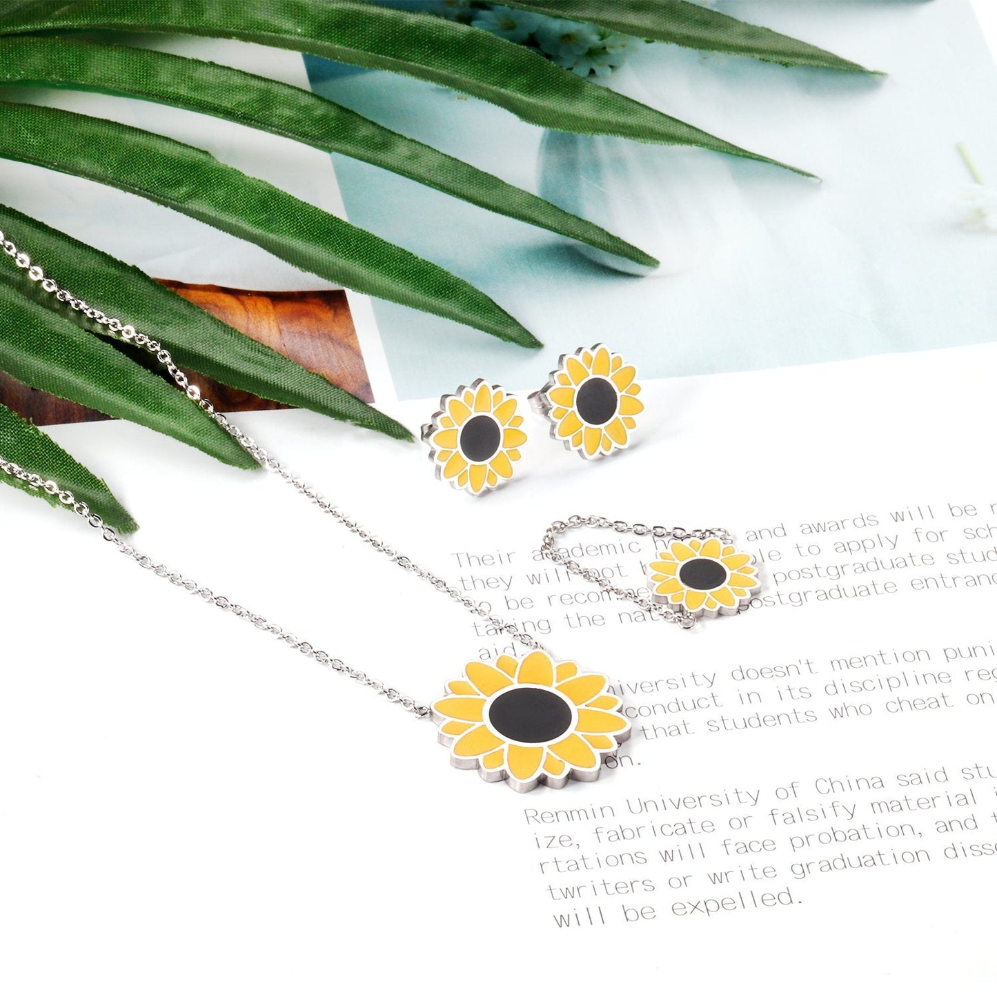 Stainless Steel Flower Pendant Necklace Earring Sets Fashion Women Rings Accessories Gold Color Chains Necklace