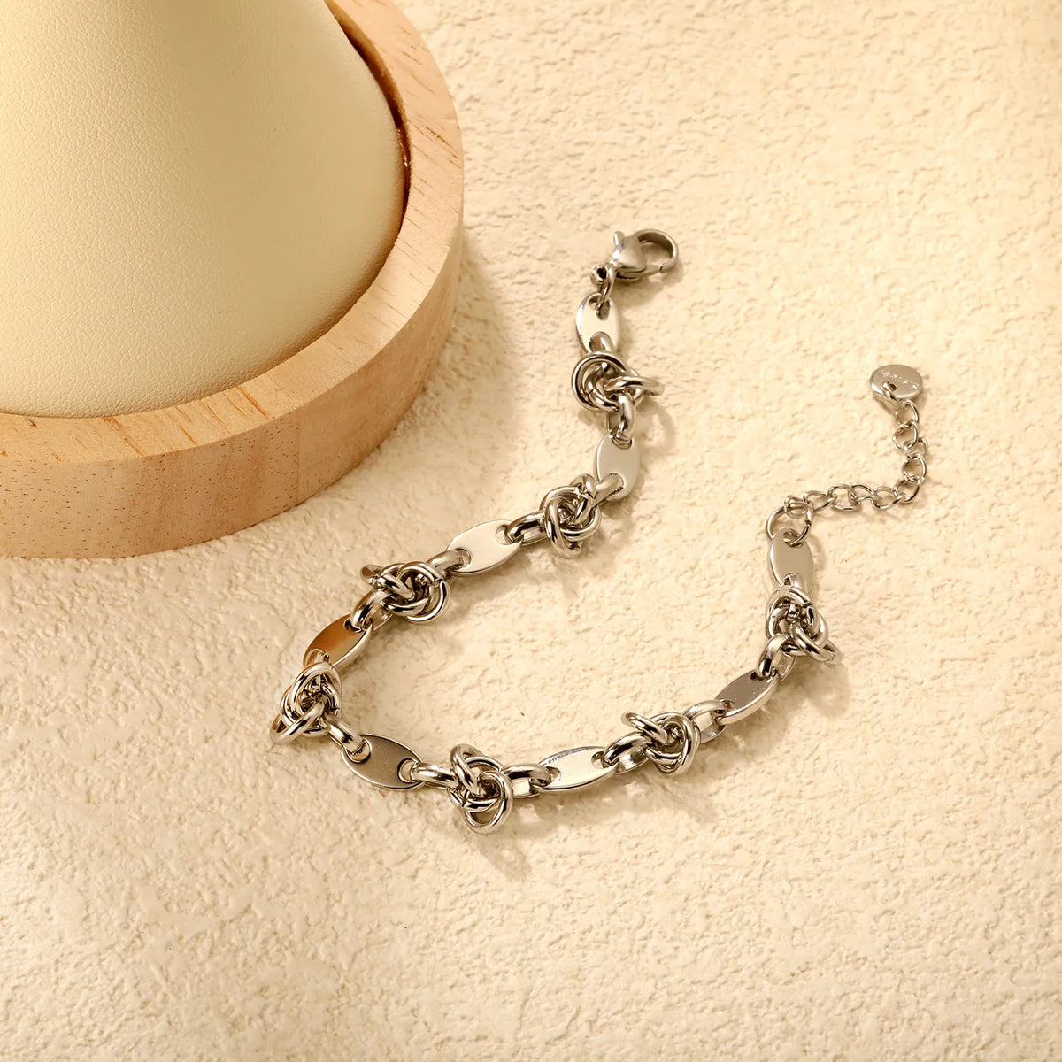 Wholesale Oval Plate & Knot Link Chain Bracelet in Gold Stainless Steel | Adjustable Minimal Statement Bracelet