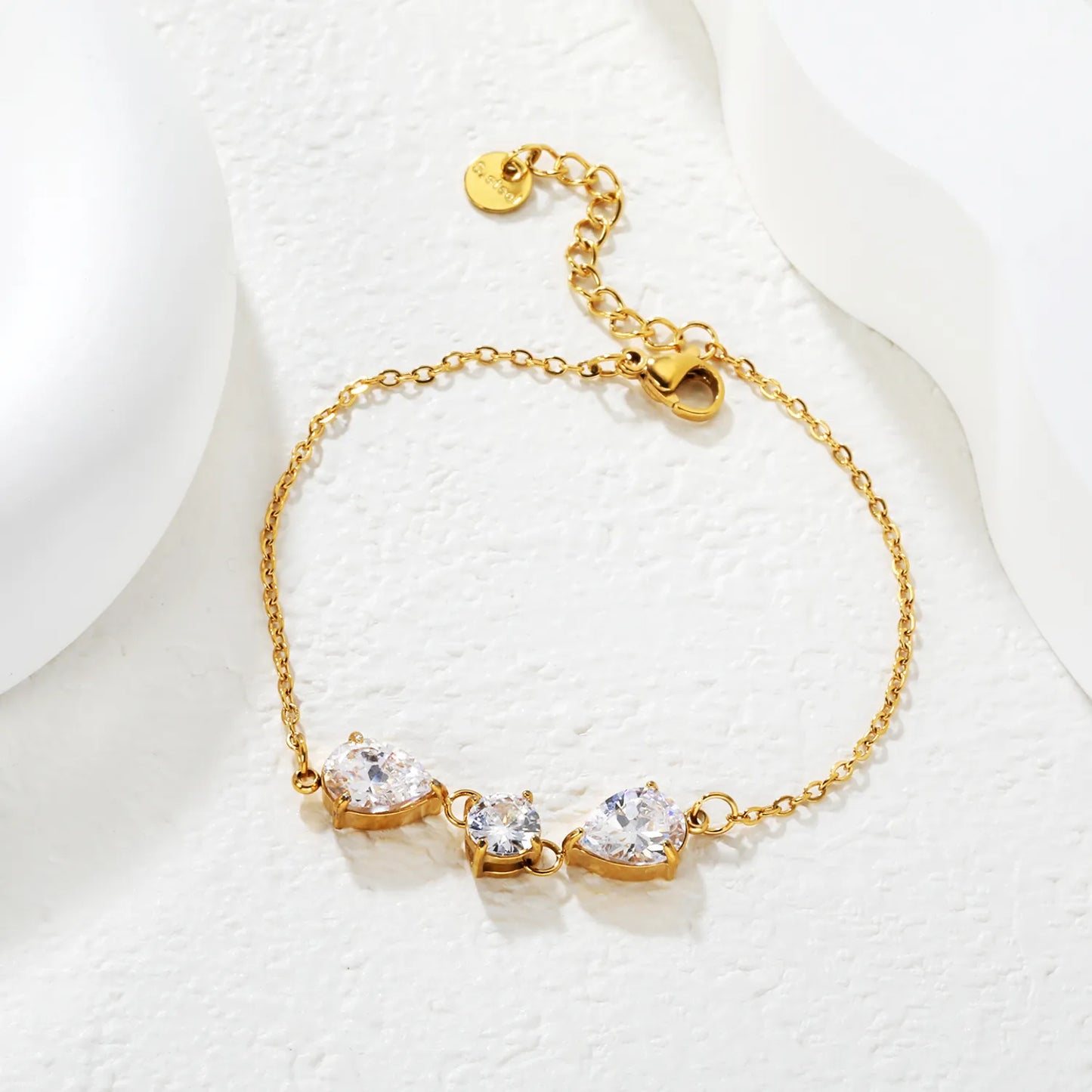 ✨💎 Wholesale Teardrop & Round Zircon Bracelet | 7x9mm White/Blue Zirconia 18+3cm Gold Plated Chain