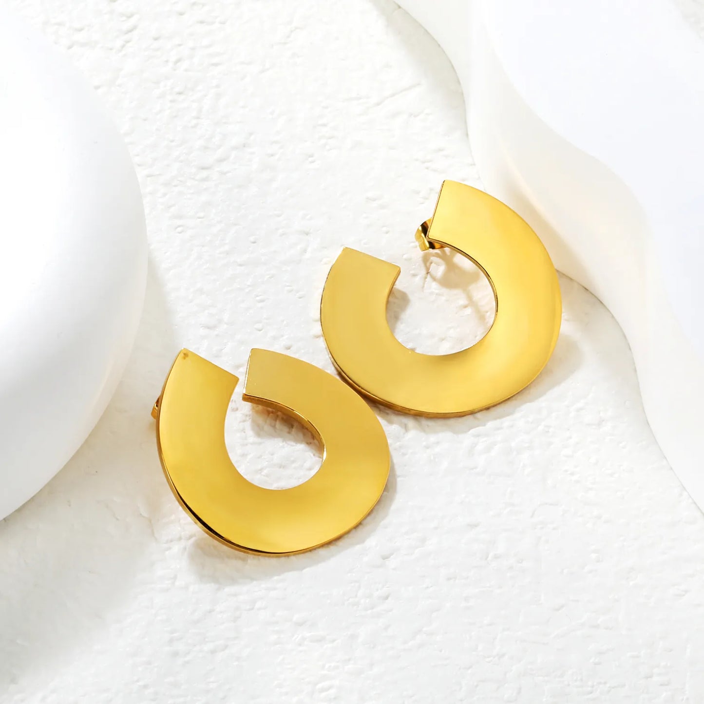 ✨ Wholesale Gold Stainless Steel U-Shape Earrings | 29x30mm Modern Saddle Design, Hypoallergenic Statement Earrings Bulk