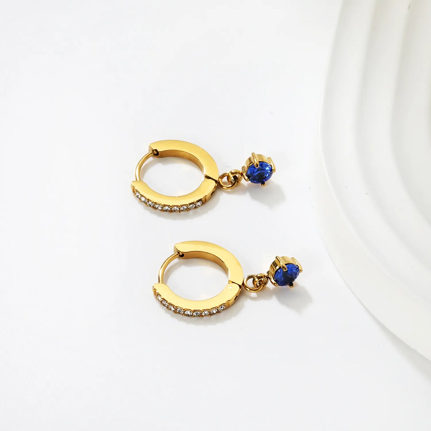 ✨ Wholesale 1.5x9mm Ear Cuff with 4mm Blue Zircon | 18k Gold plated Stainless Steel earrings