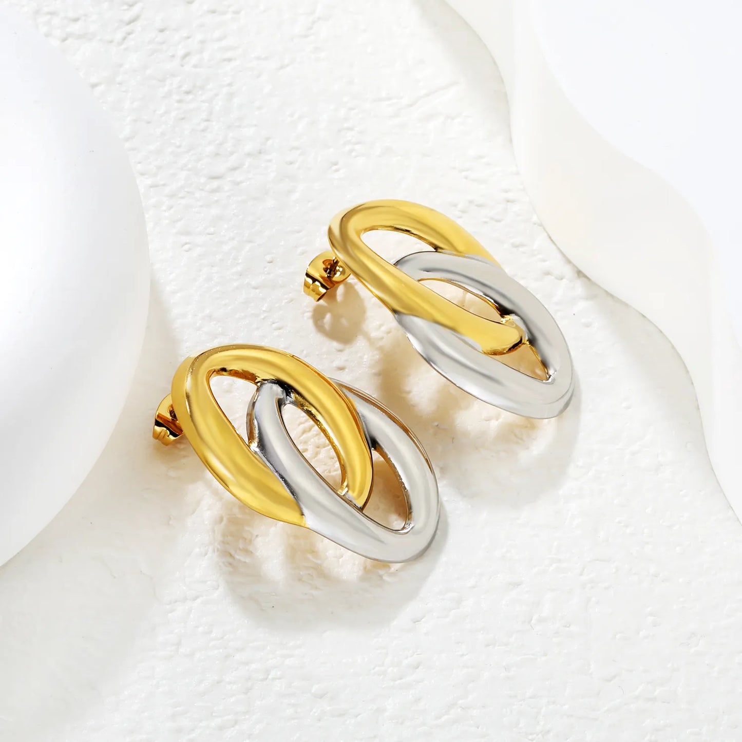 ✨ Wholesale Circle Stud Earrings | 21.5x33.3mm Two-Tone Hoop Design | Gold Plated Stainless Steel | Minimalist Geometric Jewelry Bulk