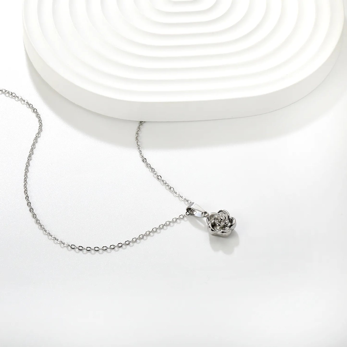 Wholesale 10mm Floral Pendant Necklace | Gold & Steel Finish Flower Jewelry | 40+5cm Adjustable Chain Set