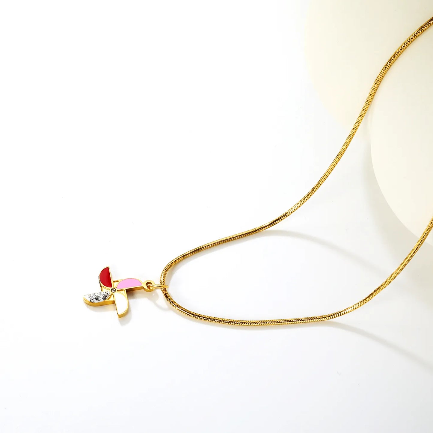 ✨ Wholesale Gold Stainless Steel Windmill Pendant Necklace | 15x15mm Pinwheel Charm with White Zirconia, 0.3mm Cross Chain 45+5cm + Round Tag