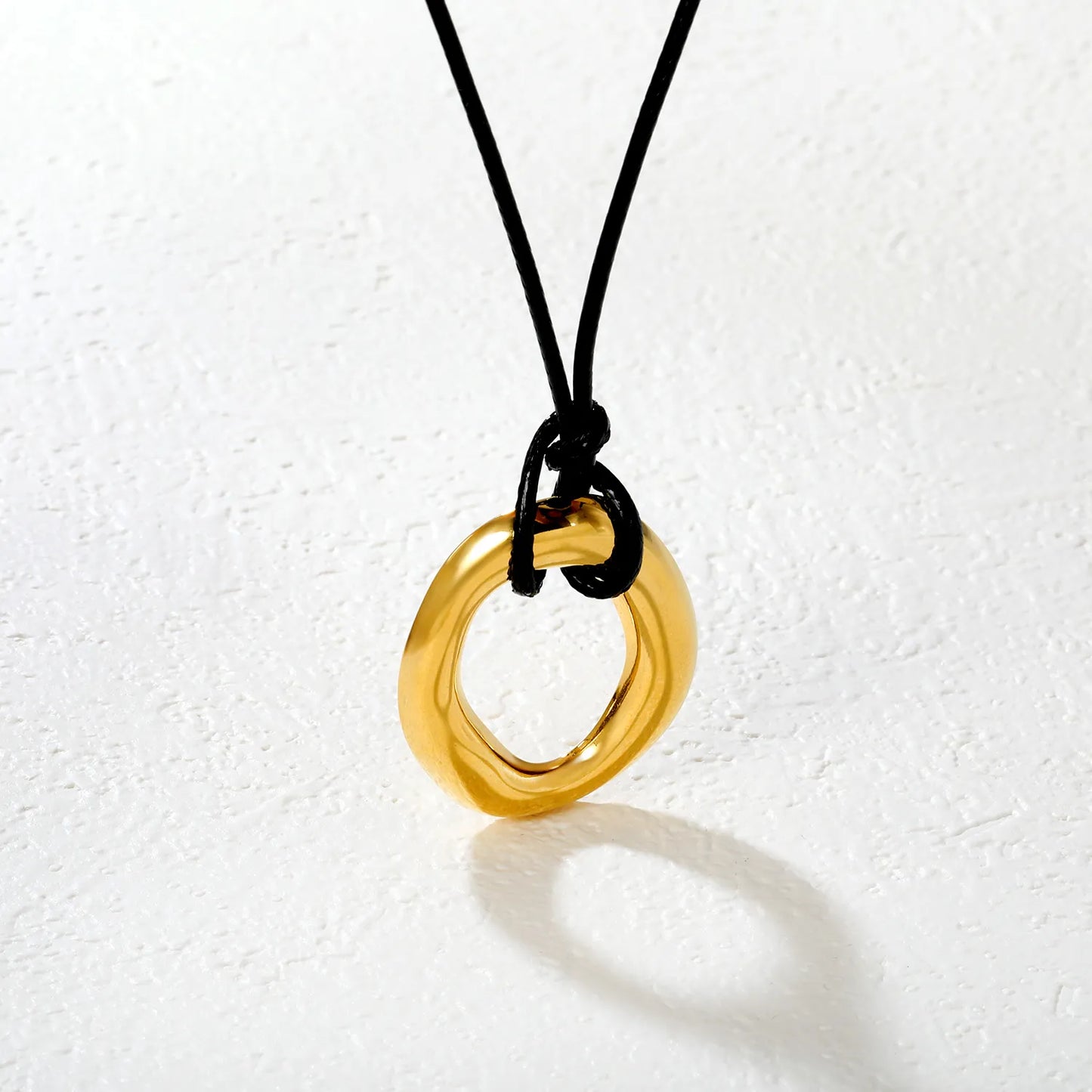✨ Wholesale Gold Stainless Steel Irregular Circle Pendant Necklace | 29x35mm Abstract Design, Black Rope Chain 60cm + 6mm Round Tag, Unisex Jewelry Bulk