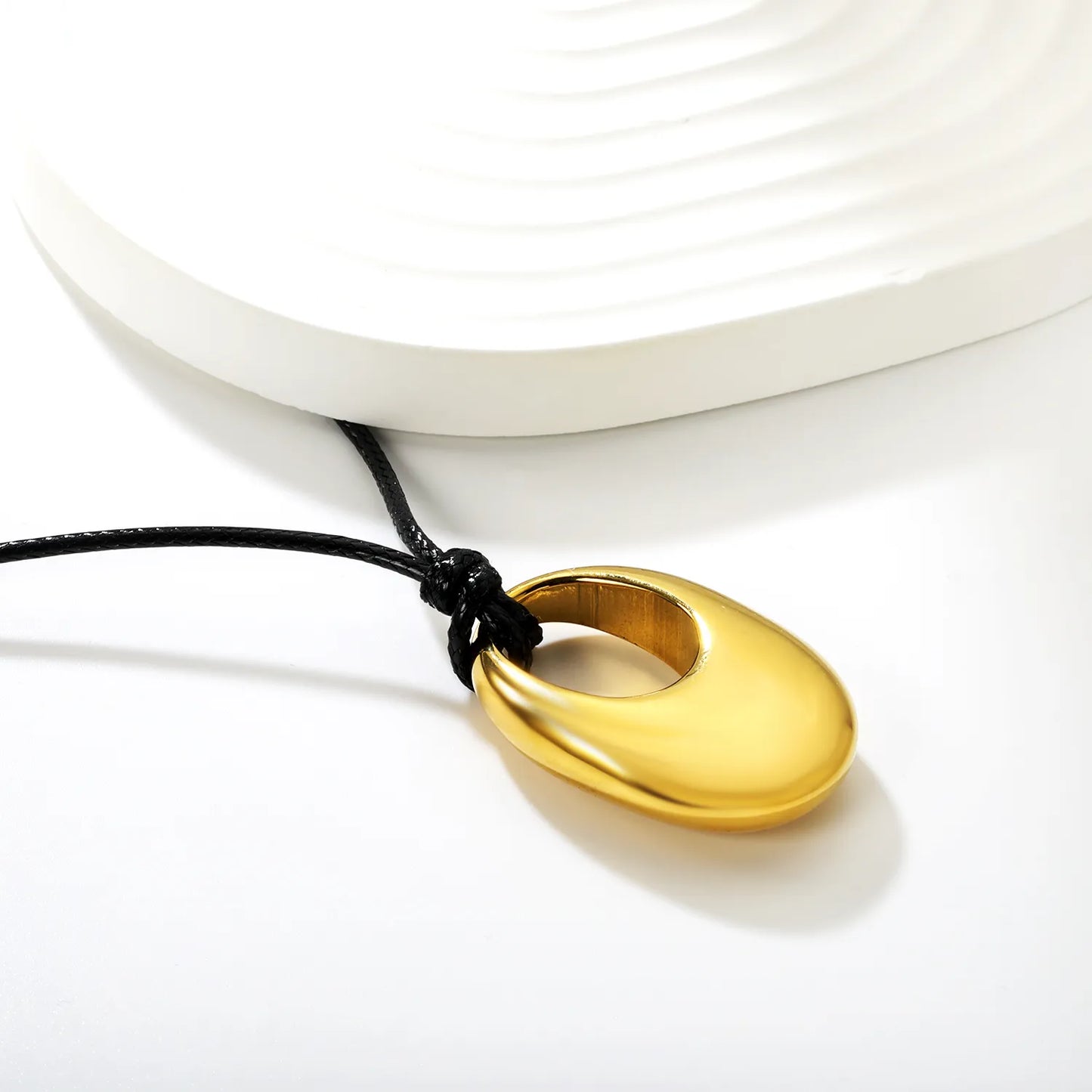 ✨ Wholesale Gold Stainless Steel Statement Pendant Necklace | 23x34mm Large Elegant Pendant, 60cm Chain, Bold Fashion Jewelry Bulk