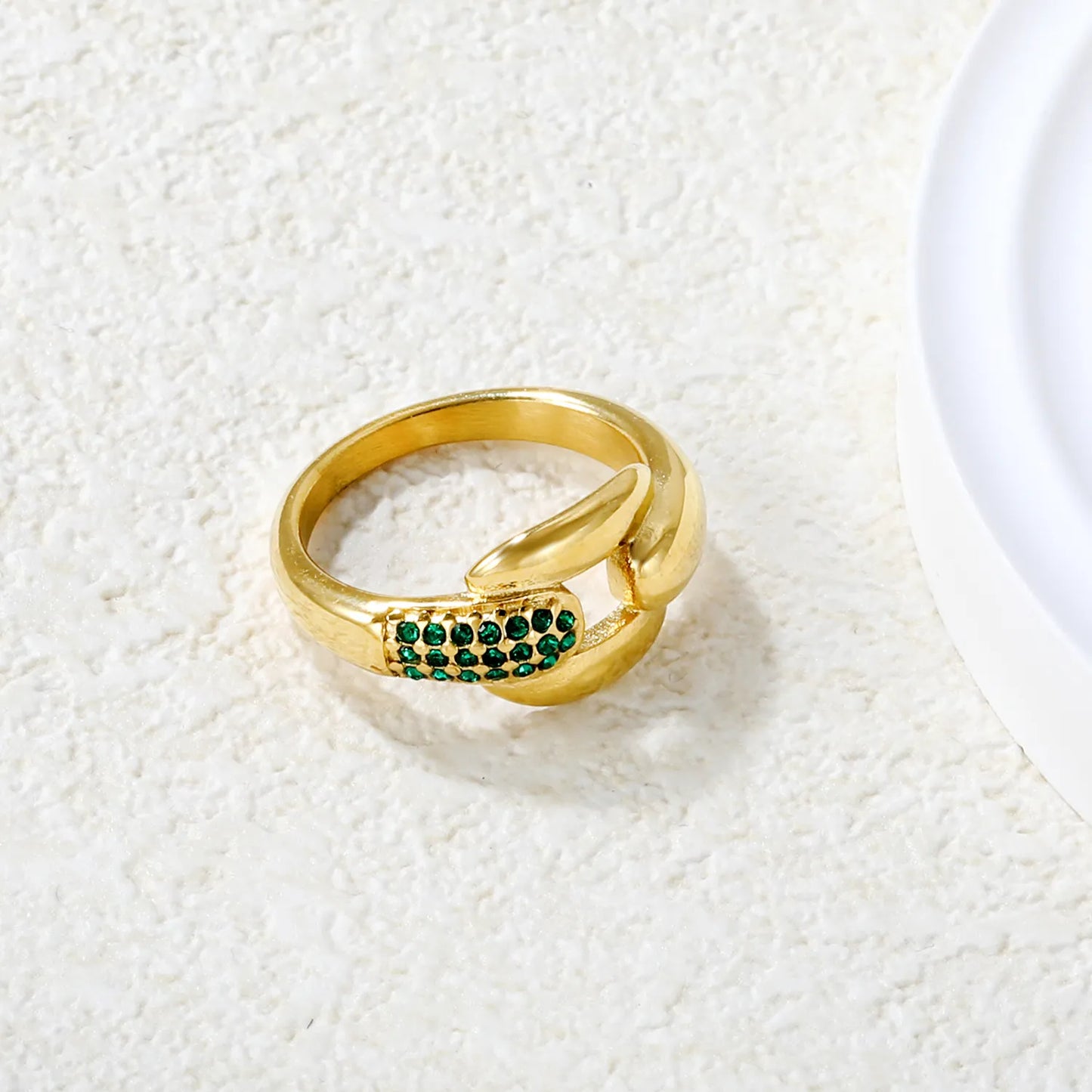 ✨ Wholesale 11mm Gold Chain Ring | Emerald/Diamond/Sapphire