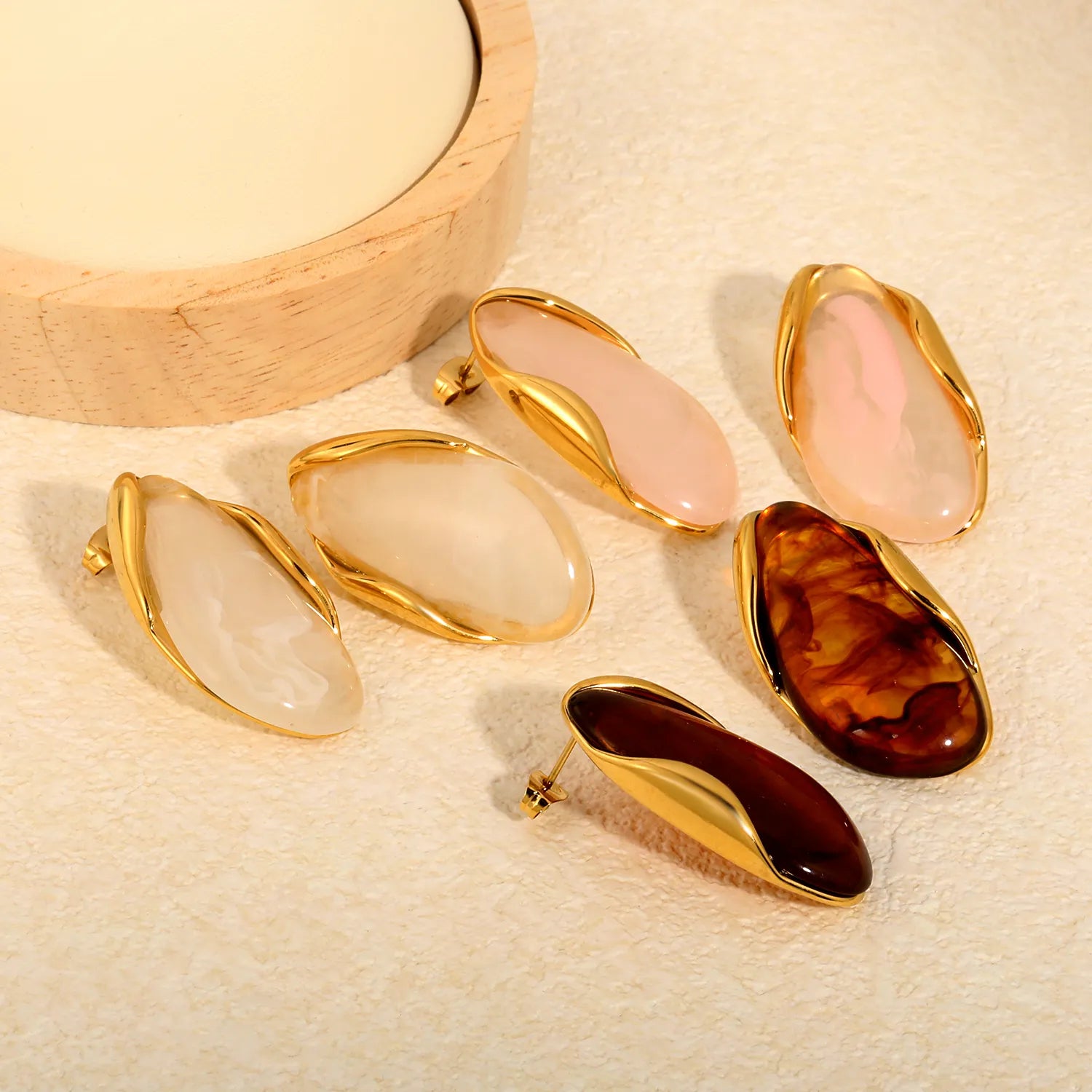 Stud earring