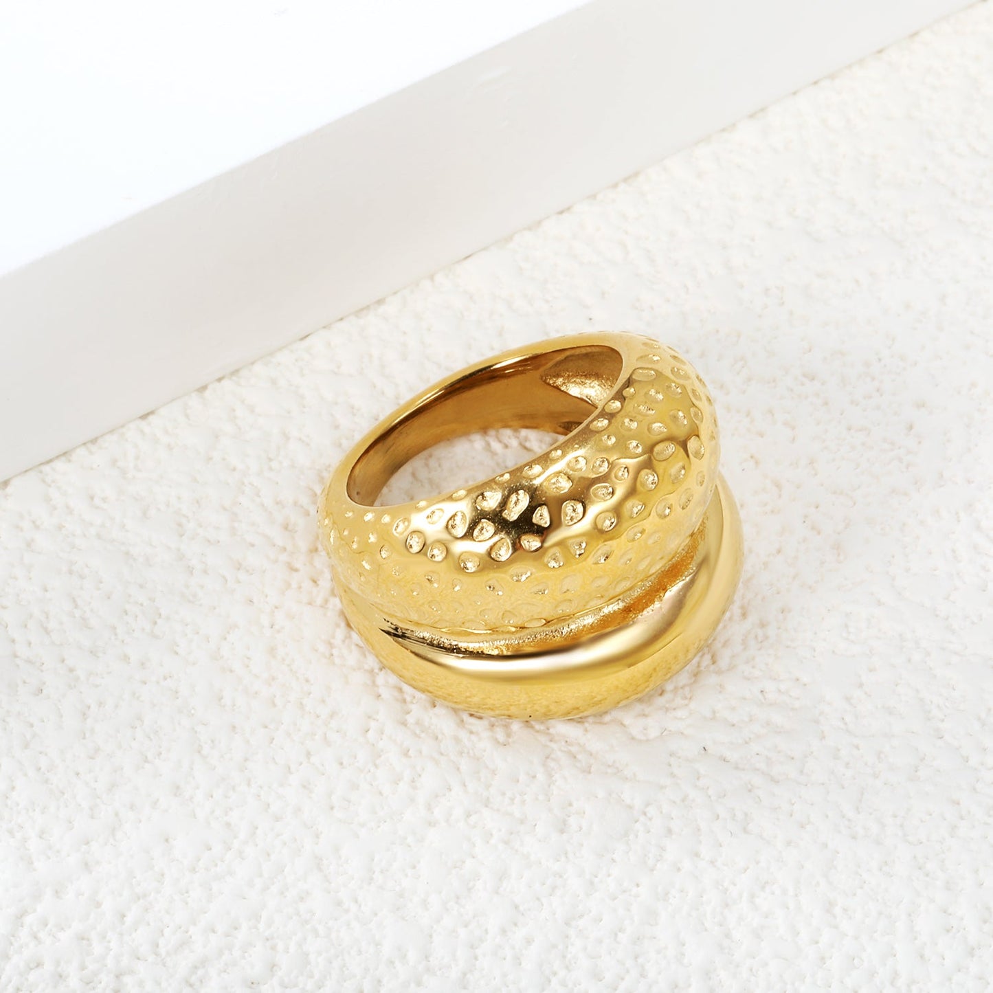 PVD plating process 18k gold stainless steel double layer hammered glossy ring stainless steel ring