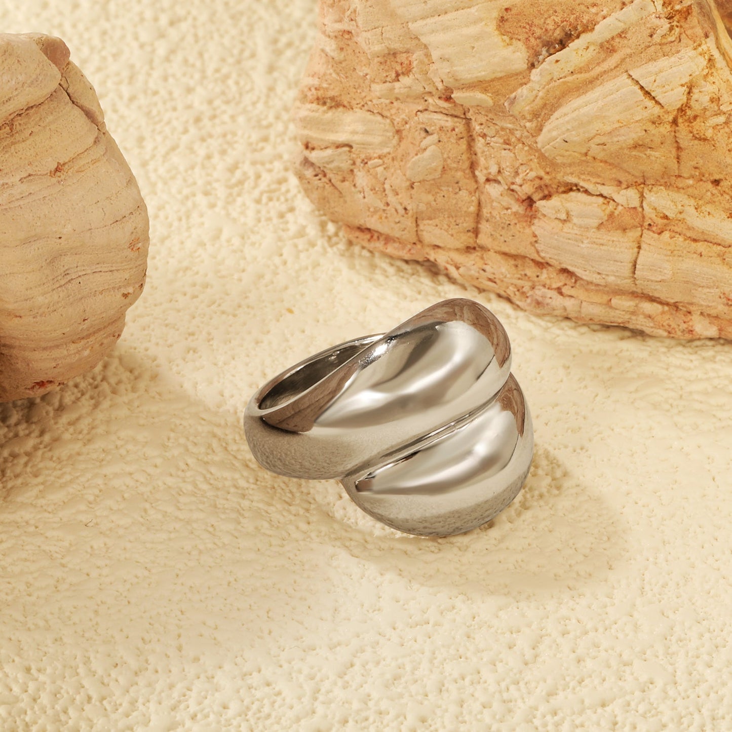 Wholesale 18k gold stainless steel exaggerated ring light luxury stainless steel rings wholesale ring