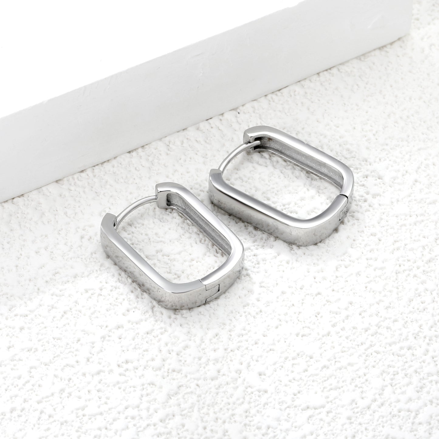 16.3*21.5mm Steel U-shaped Hoop Earrings Hypoallergenic