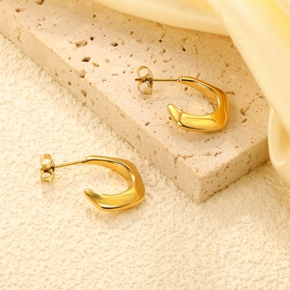 Stainless Steel 4.6*15.4mm PVD 18k gold Hoop Earring Geometric CC Shaped Waterproof for Women
