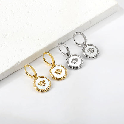 2x13mm circle white shell insect stud earrings