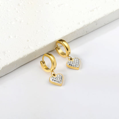 3x12.6mm circle with heart-shaped white clay diamond stud earrings