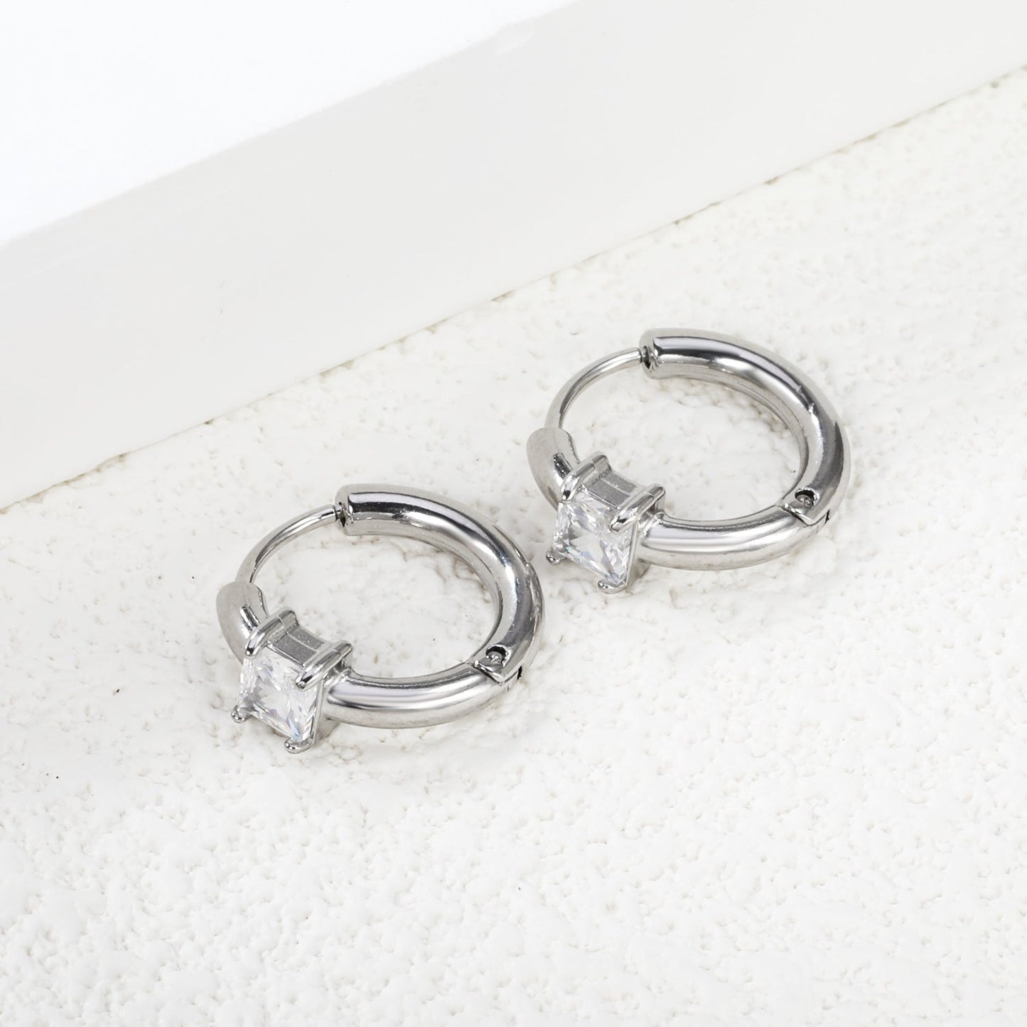 5.4*4.5mm square four-pronged zirconium earring clasp 2.5*I.D. 11mm steel color gold color