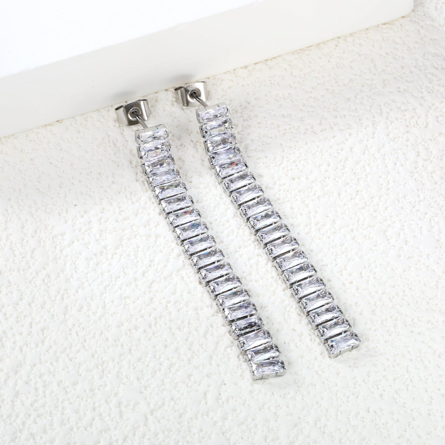 Earrings 5.83mm rectangle white/mixed color diamonds 5.5cm gold/steel color