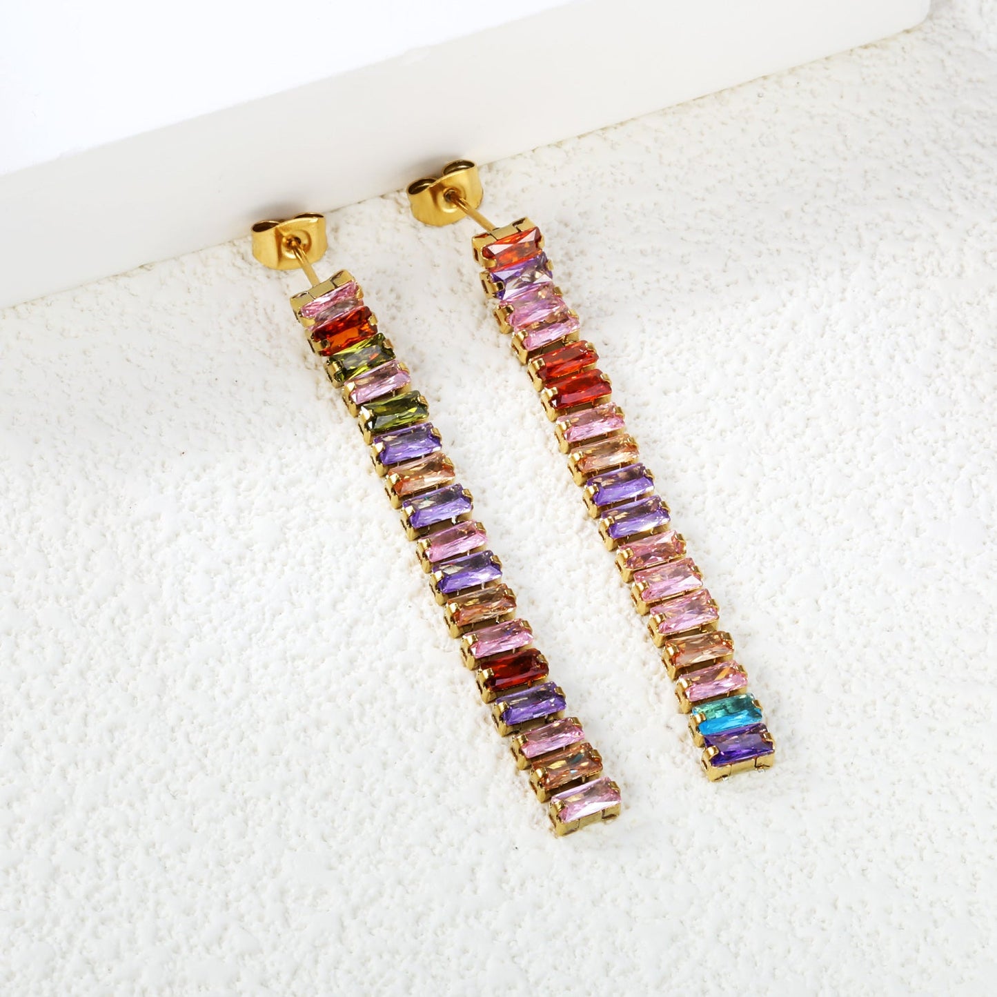Earrings 5.83mm rectangle white/mixed color diamonds 5.5cm gold/steel color