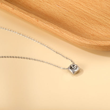 Necklace with 5 colors in square setting 42+5cm