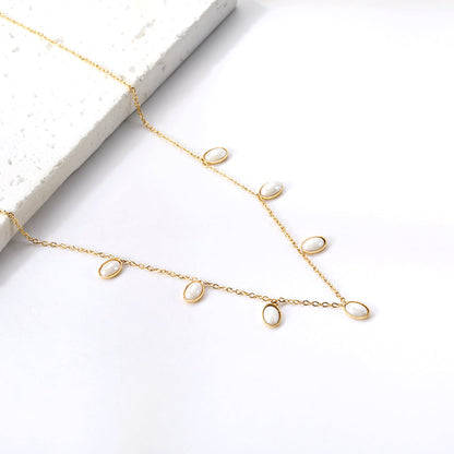 7 White Shell Pendant Necklace 40+5cm