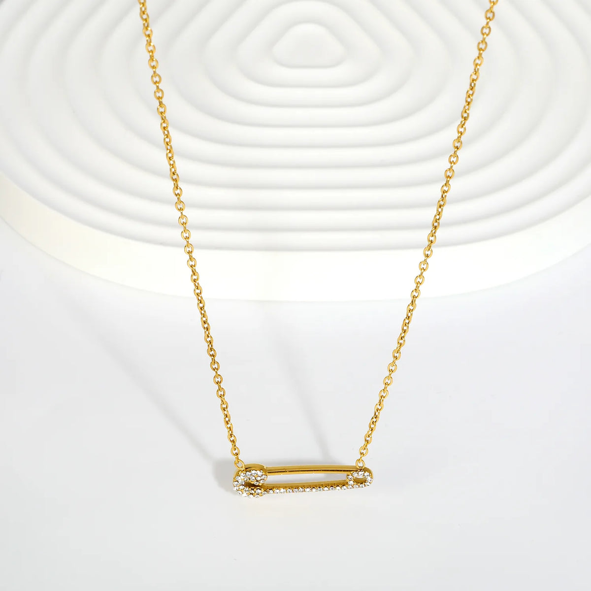 Paved CZ Safety Pin Charm Rolo Chain  Statement Necklace | 18K Gold Plated |  MOQ 12