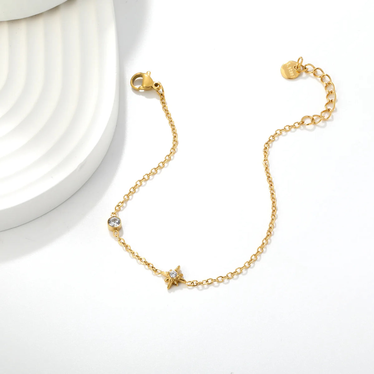 Chic Ethereal North Star Zircon Bracelet Wholesale | 18K Gold Plated | MOQ 12