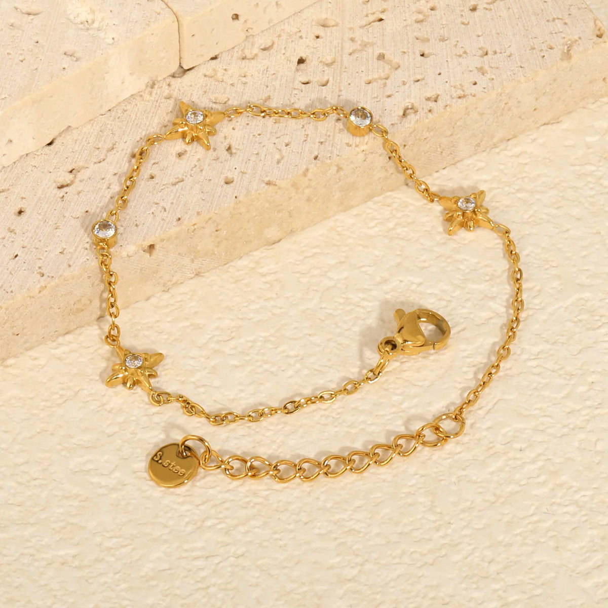 Radiant North 8mm Star Charm Zircon Bracelet Wholesale | 17+3cm Adjustable | 18K Gold Plated | MOQ 12 |