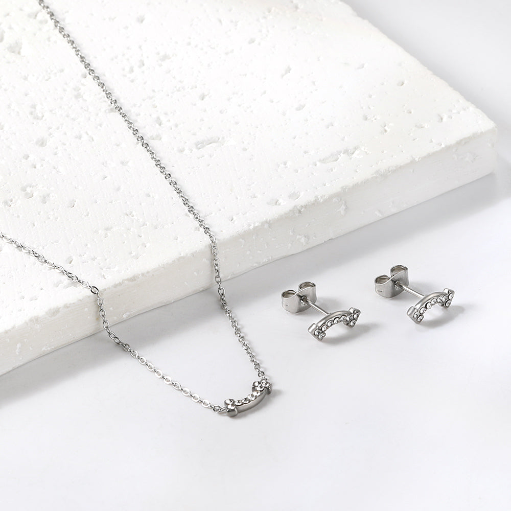 Bone Pendant Jewelry Set with Diamonds Steel/Gold
