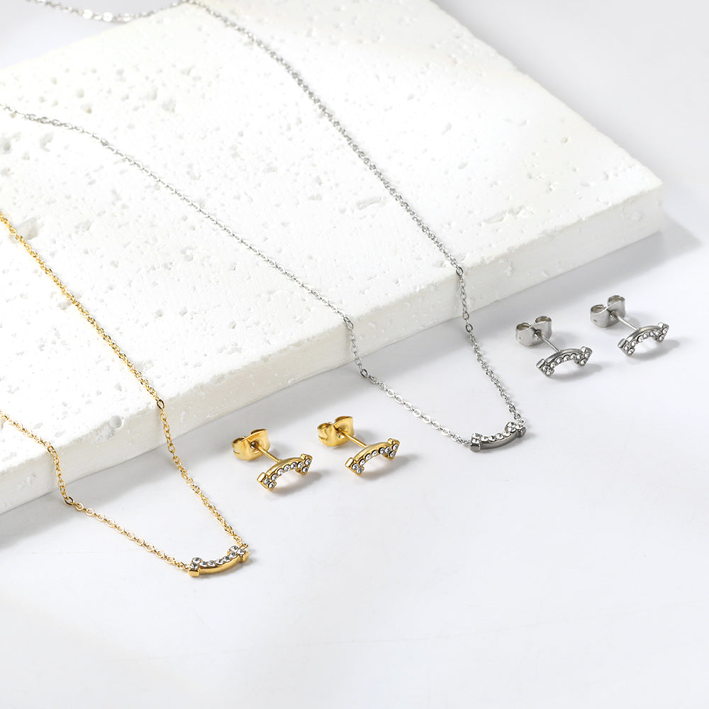 Bone Pendant Jewelry Set with Diamonds Steel/Gold