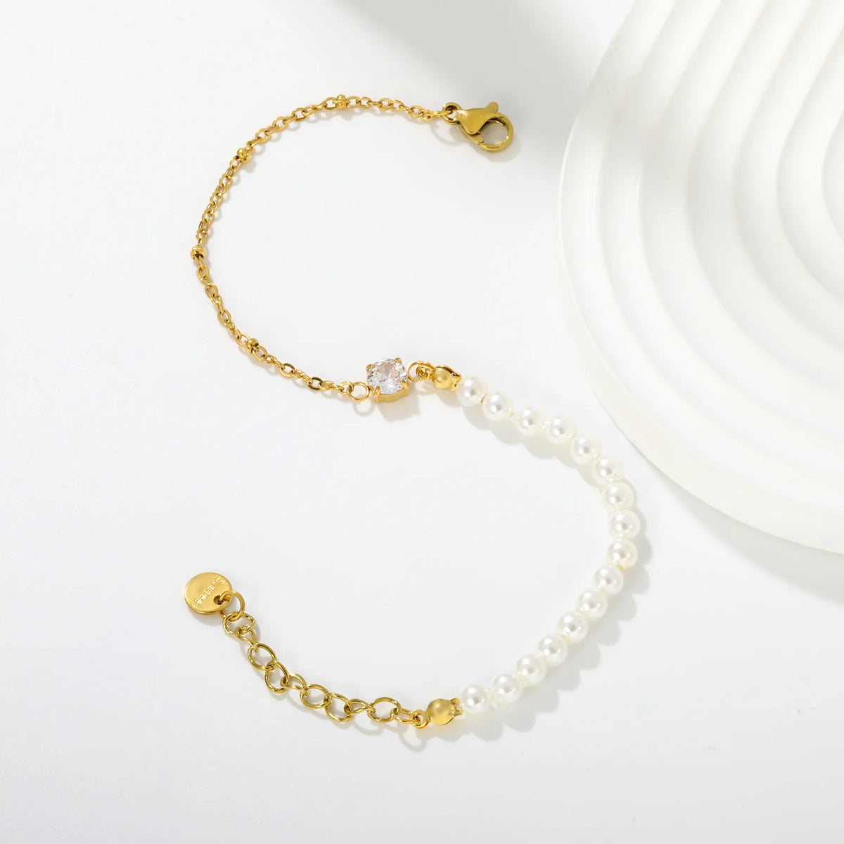 Wholesale Dainty Pearl & Single Zircon Bracelet | 18k gold plated Stackable Wrist Chain MOQ 12