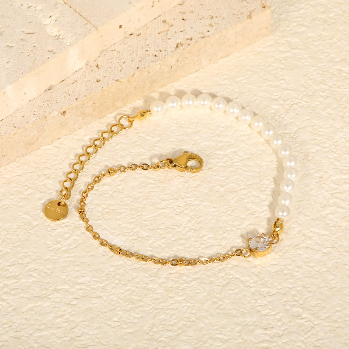 Wholesale Dainty Pearl & Single Zircon Bracelet | 18k gold plated Stackable Wrist Chain MOQ 12