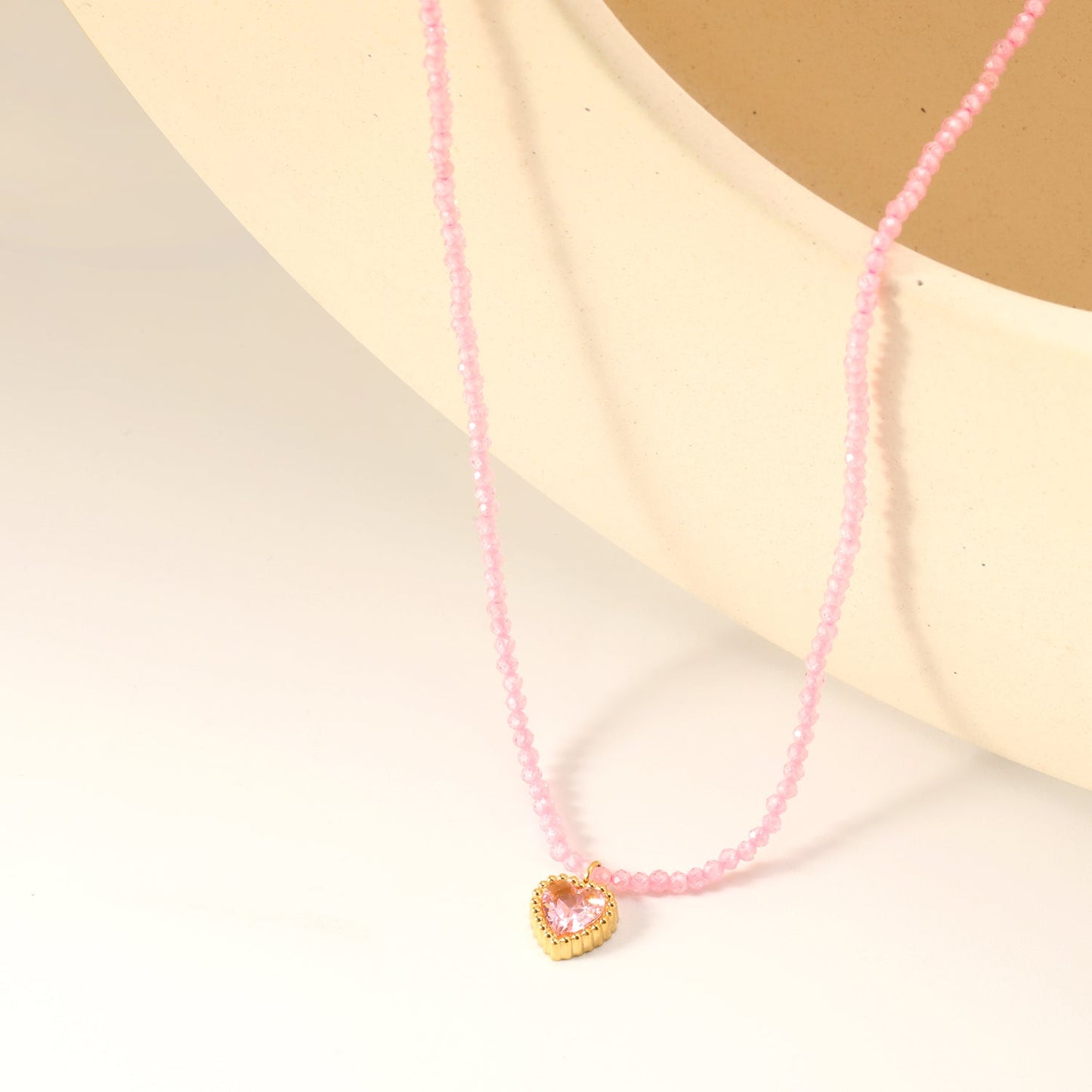 8.5*8.6mm Bead Edge Heart Shape Sticky White/Black/Purple/Red/Pink Zircon Pendant 2mm White Beads*40+5cm+6mm Round Plaque Necklace Gold Color