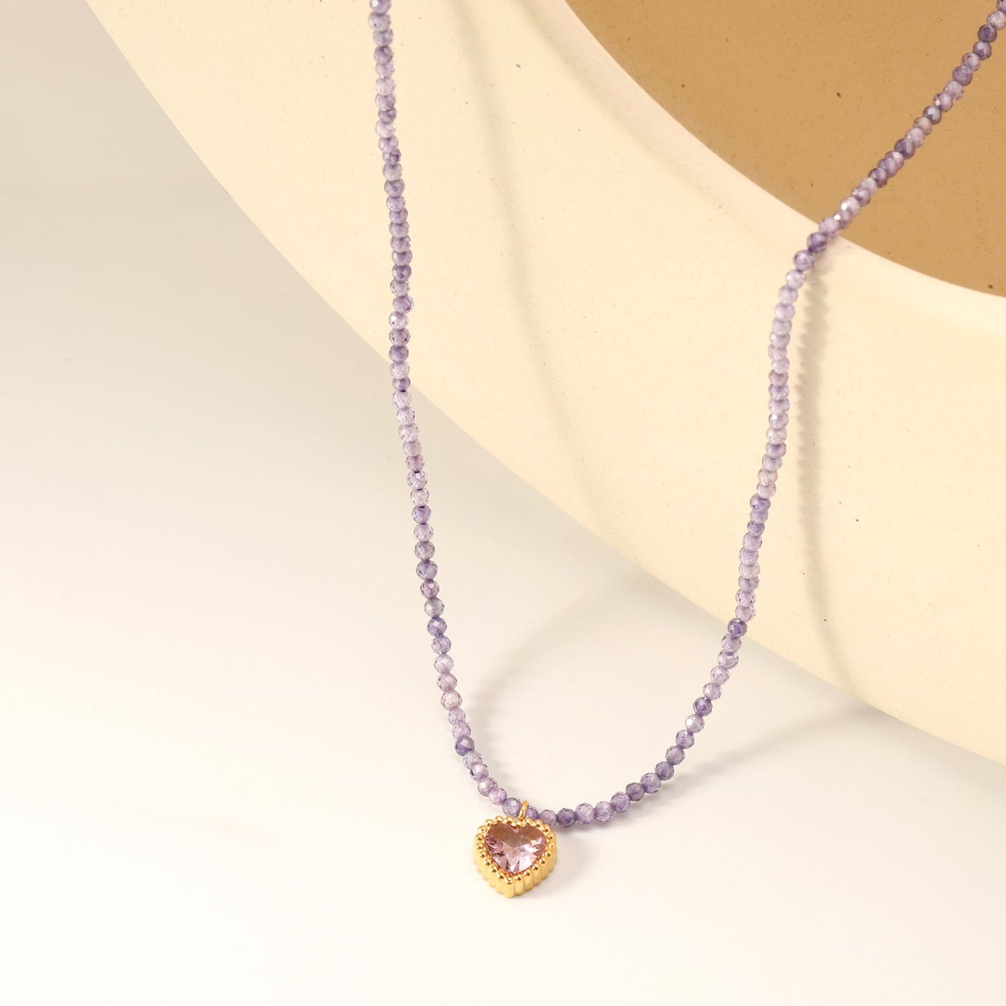 8.5*8.6mm Bead Edge Heart Shape Sticky White/Black/Purple/Red/Pink Zircon Pendant 2mm White Beads*40+5cm+6mm Round Plaque Necklace Gold Color