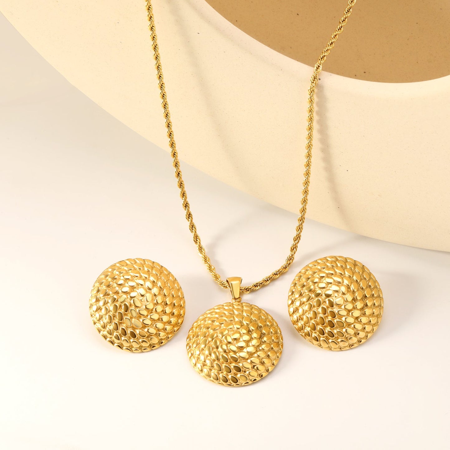 Round Thread Set Gold Color Earrings: 26.8mm Pendant: 26.8mm 2.0 Twist Chain*40+5cm+6mm Round Plaque