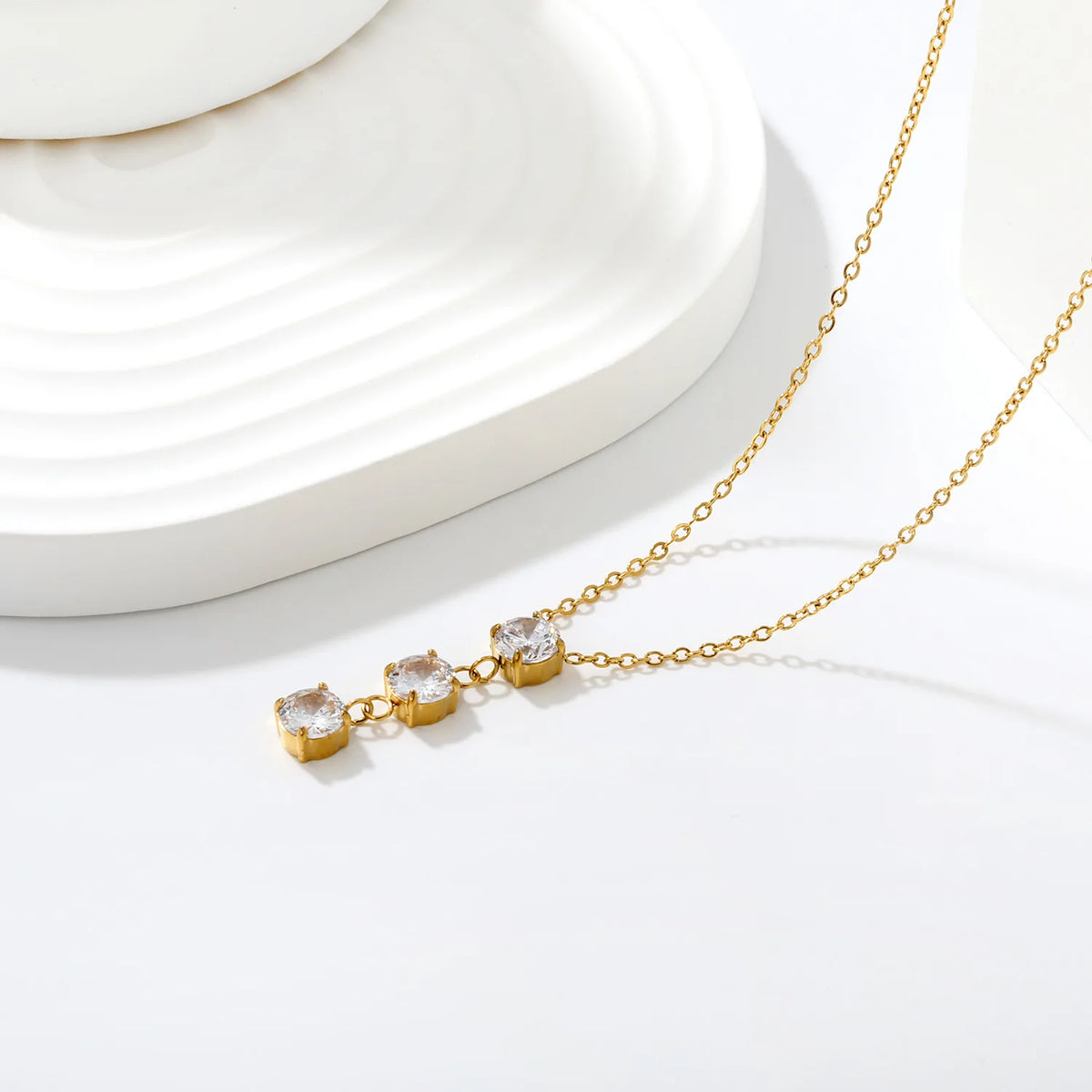 Vertical Three Round Zircon Drop Necklace | 4mm Triple Clear Zircon Pendant | 3cm Drop Length | 40+5cm Adjustable Chain