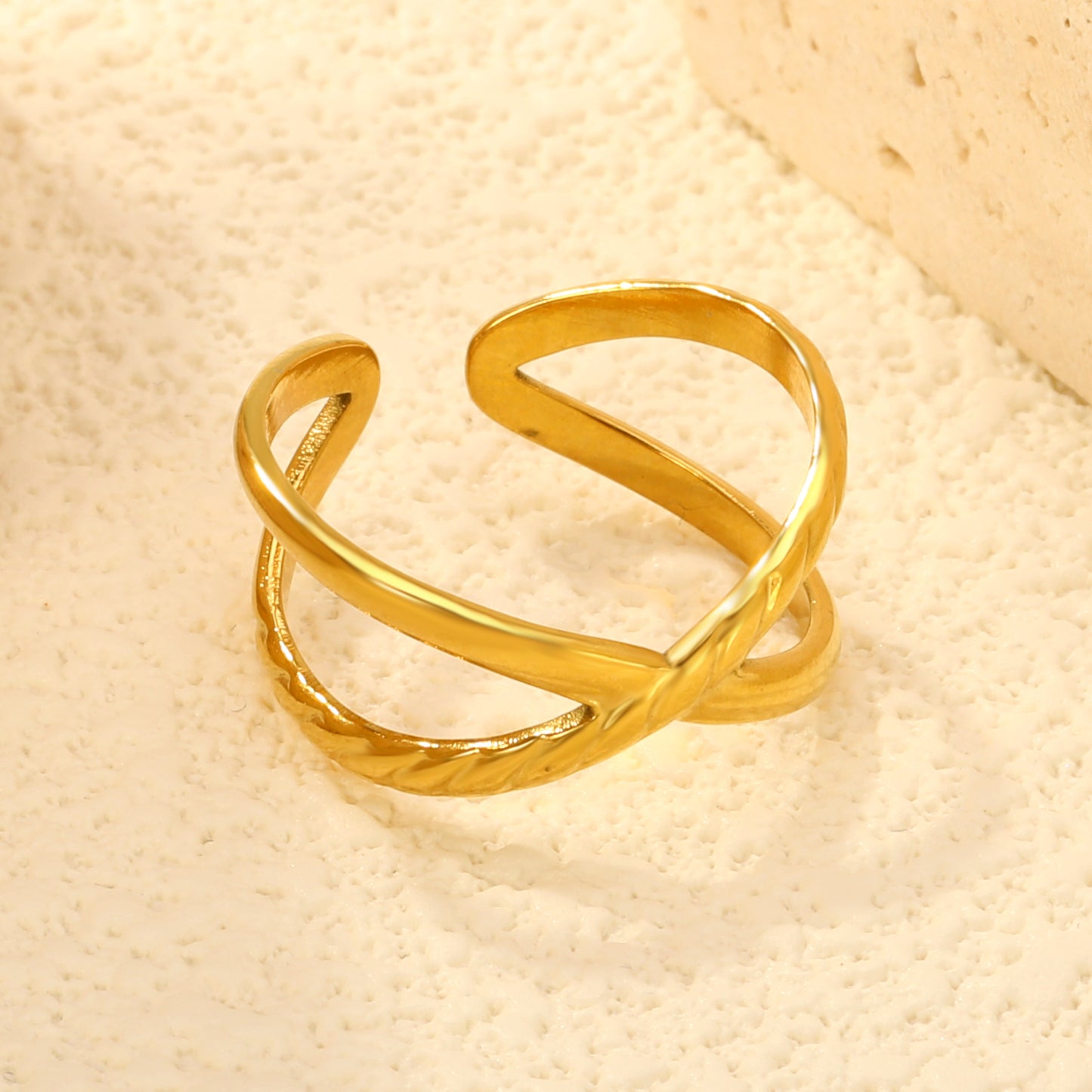Wholesale Stainless Steel Ring Gold Plated Textured Double Cross Finger Tarnish Free Jewelry