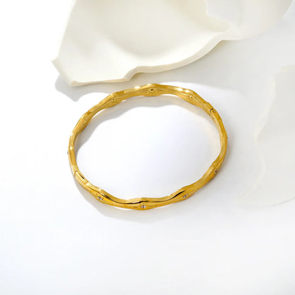 Textured Wavy Starburst Zircon Bangle | 60mm Inner Diameter | 6.5mm Width | 18K Gold Plated Hinged Bracelet