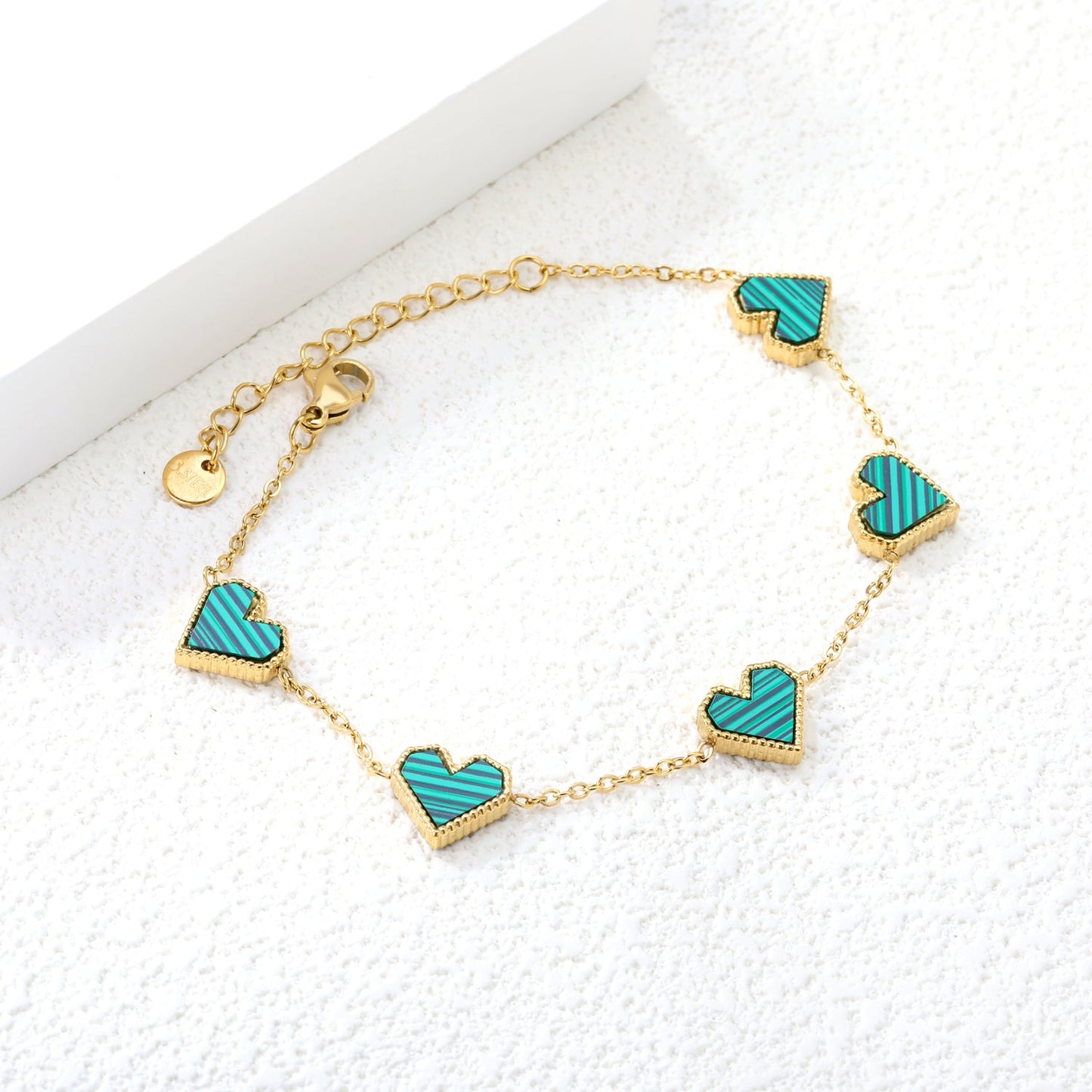 11.3*10.5mm heart shape sticky double-sided white shell/black/red/pink/green horizontal acrylic accessories 18+5cm+6mm round plaque Bracelet gold color
