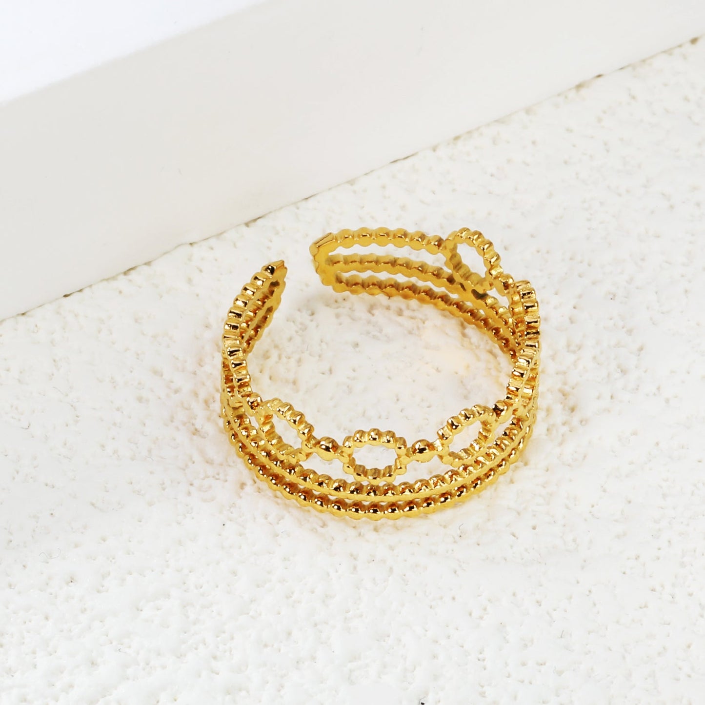 New Style Stainless Steel Wispy Triple Opening Ring
