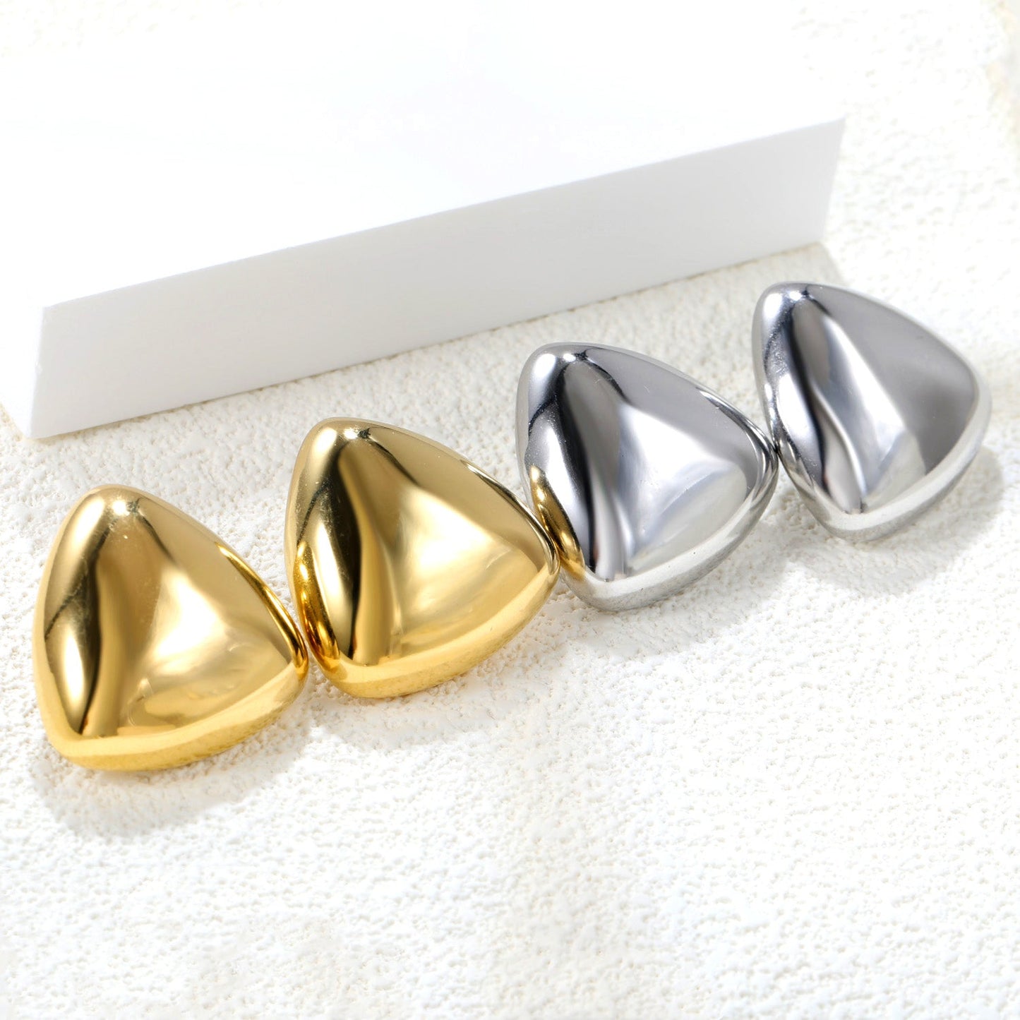 Triangle Earrings 30*30mm