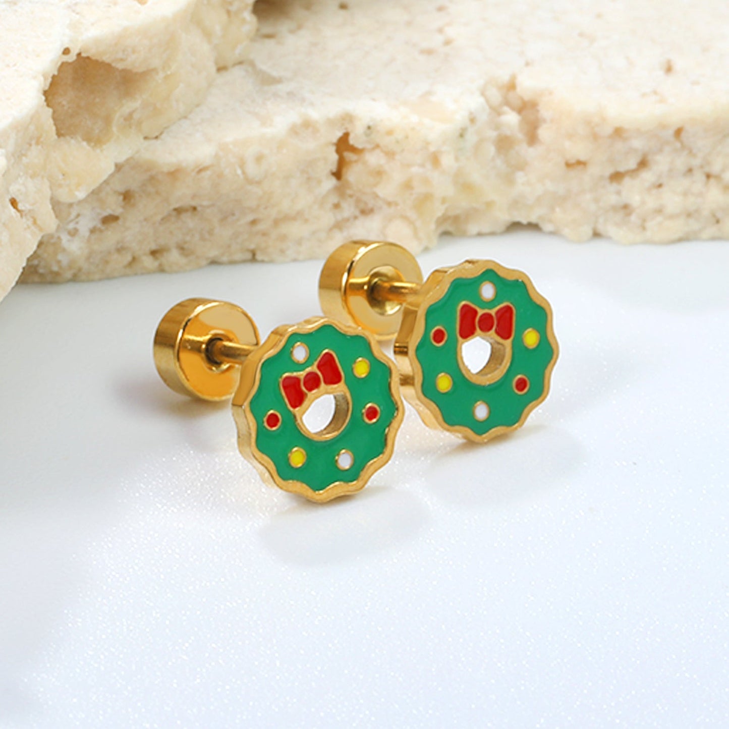 Children's Christmas green oil drop round twist plug earrings gold color