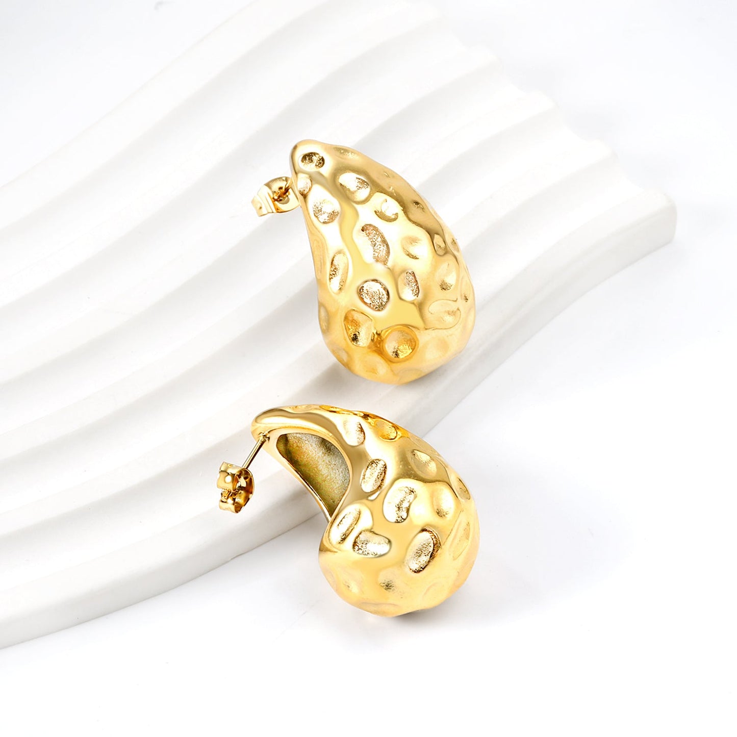 Teardrop Oval Concave Stud Earrings 20*32mm