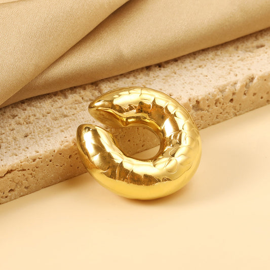 C-shaped Convex Ear Clip 30mm