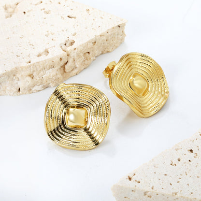 21*21mm square wave piece stud earrings in gold