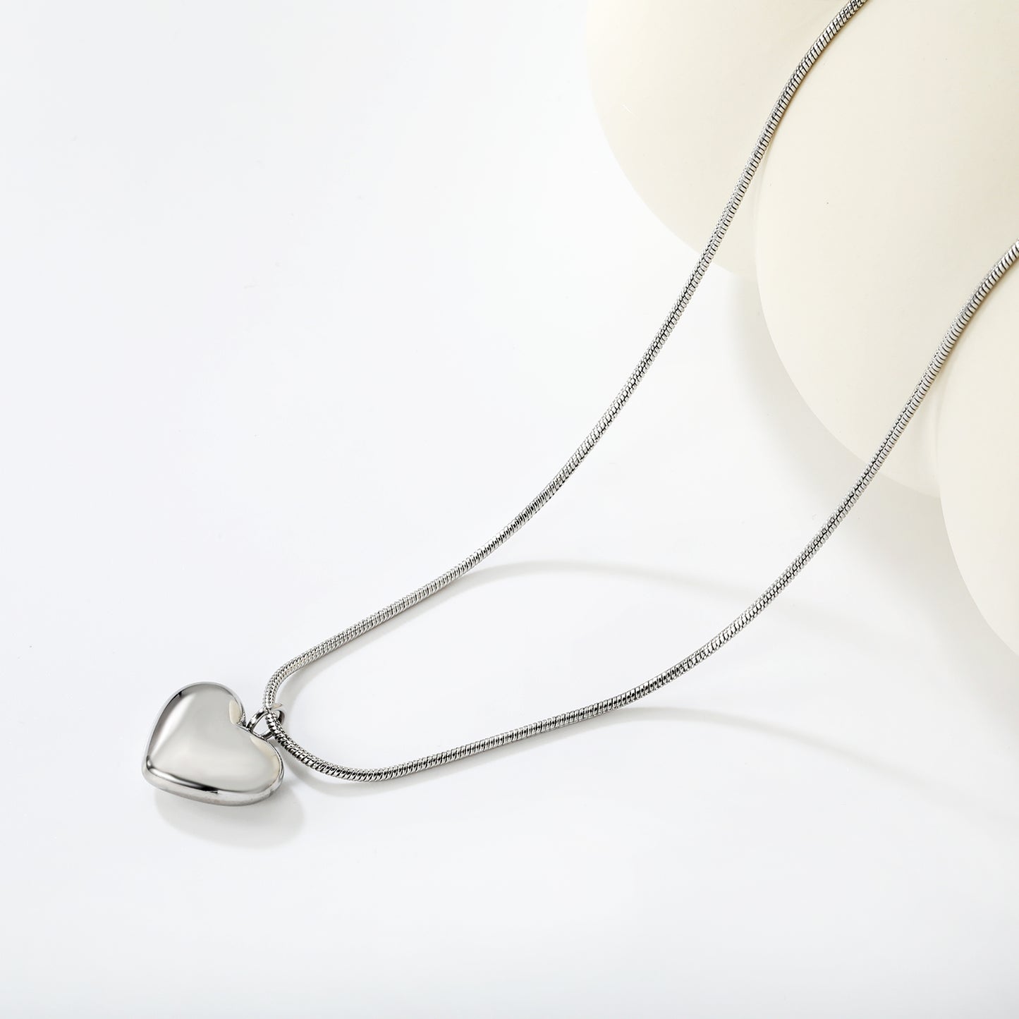 Wholesale Stainless Steel Snake Chain Heart Pendant Necklace – Waterproof Hypoallergenic Jewelry