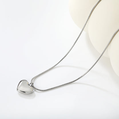 Wholesale Stainless Steel Snake Chain Heart Pendant Necklace – Waterproof Hypoallergenic Jewelry