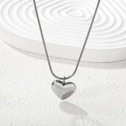 Wholesale Stainless Steel Snake Chain Heart Pendant Necklace – Waterproof Hypoallergenic Jewelry