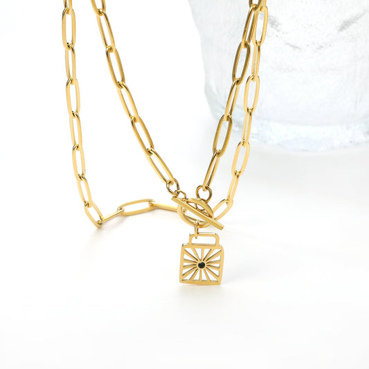 Square hollowed out pendant with green diamonds 15*28mm necklace 45cm