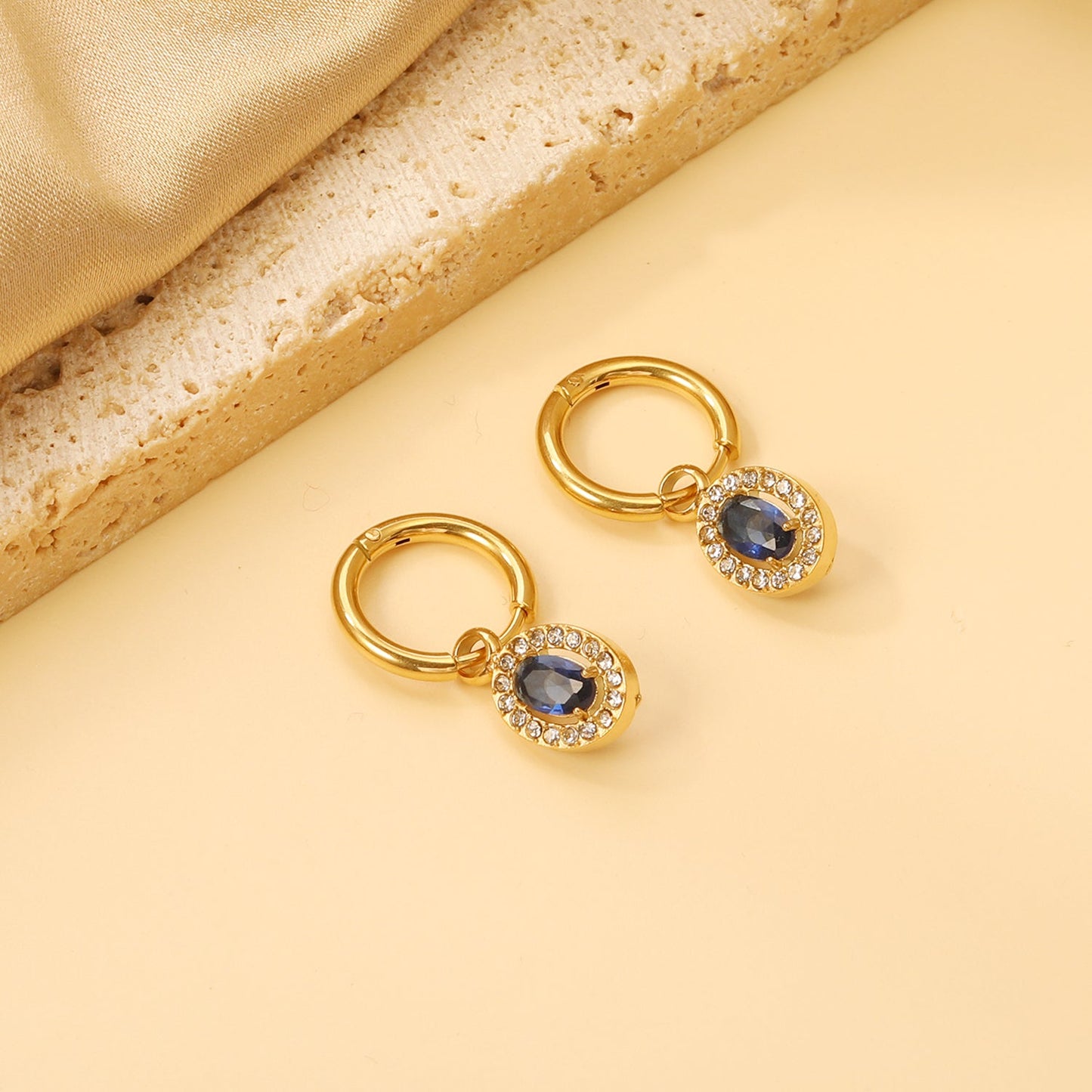 2x14.3mm Circle with Oval White&Red&Pink&Blue&Green Diamonds+White Diamond Hoop Earrings 8.4*10.2mm