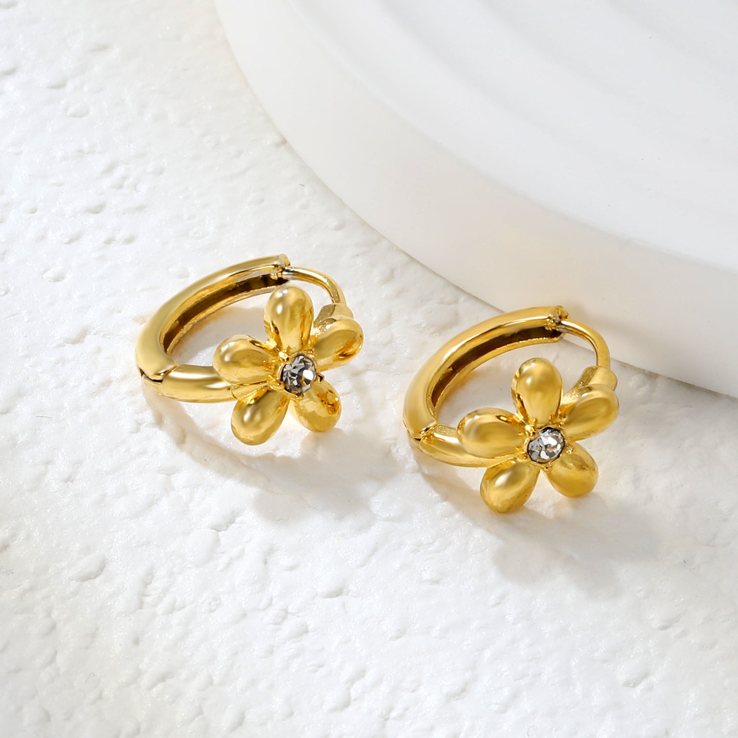 ✨ Wholesale Gold Floral & Butterfly Ear Cuffs - 6.2-10mm Designs w/ White Zircon | 10mm Adjustable Stainless Steel (1.6-2.5g)
