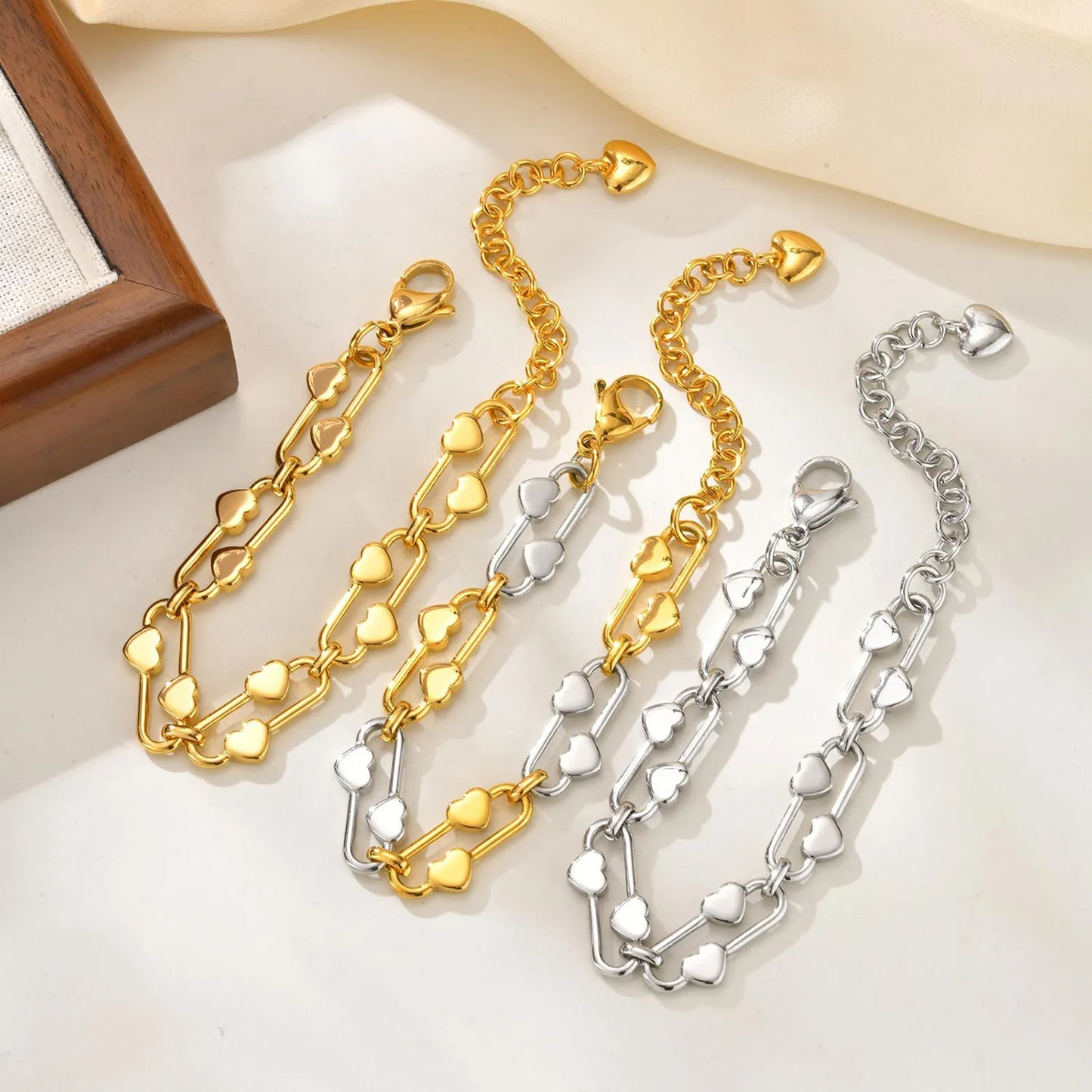 Wholesale Heart-Link Bracelet Collection (Gold/Silver/Two-Tone) | 16+5cm Adjustable | 21x10mm Statement Chain | MOQ 12